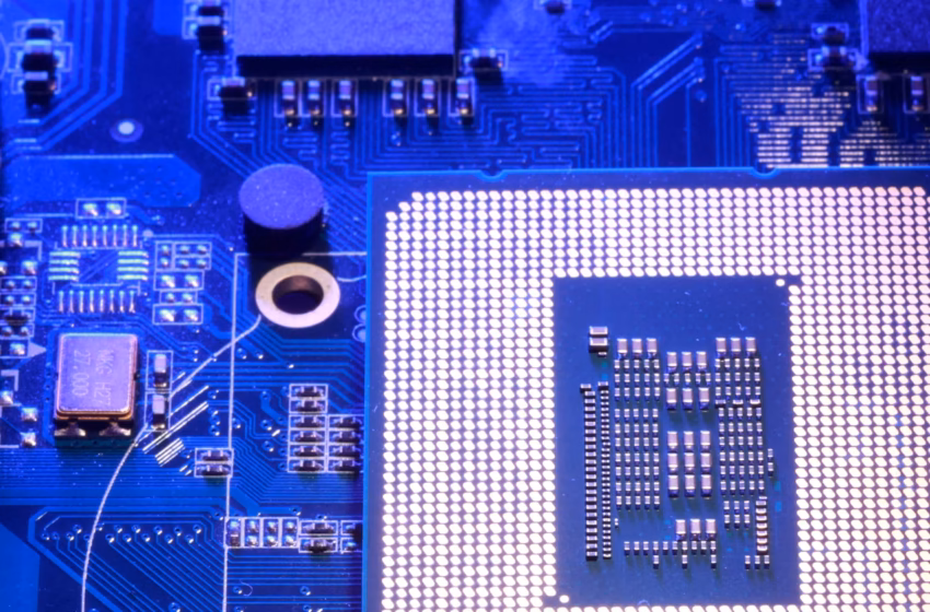 Tech, Media & Telecom Roundup: Market Talk