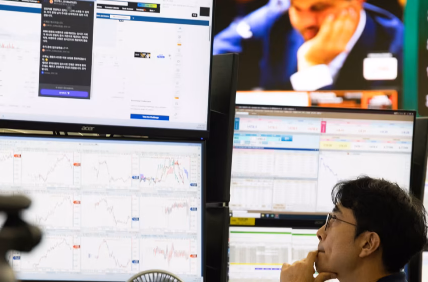 Asian Equities Advance on Hopes for Mideast Ceasefire