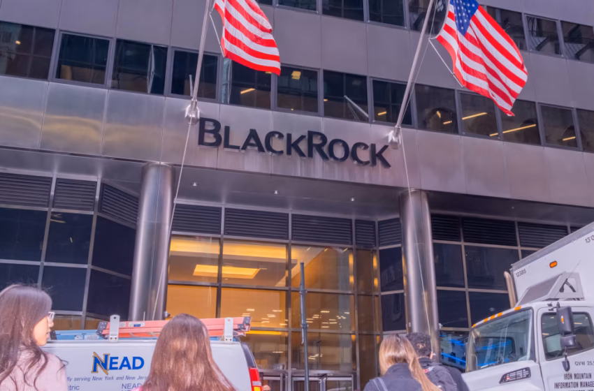  BlackRock Surges as Megacap Tech Lifts Nasdaq