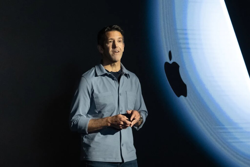 Can Apple's incoming CEO bring back the product design mojo of the Steve Jobs era?