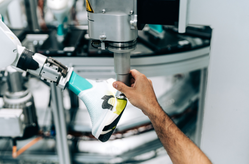 On's new technology can build running shoes in 3 minutes and eliminate 300 hours of human work