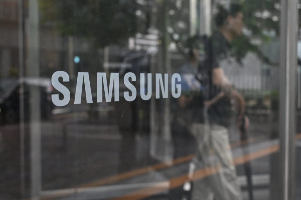Samsung wins $200 billion order to supply chips to Broadcom