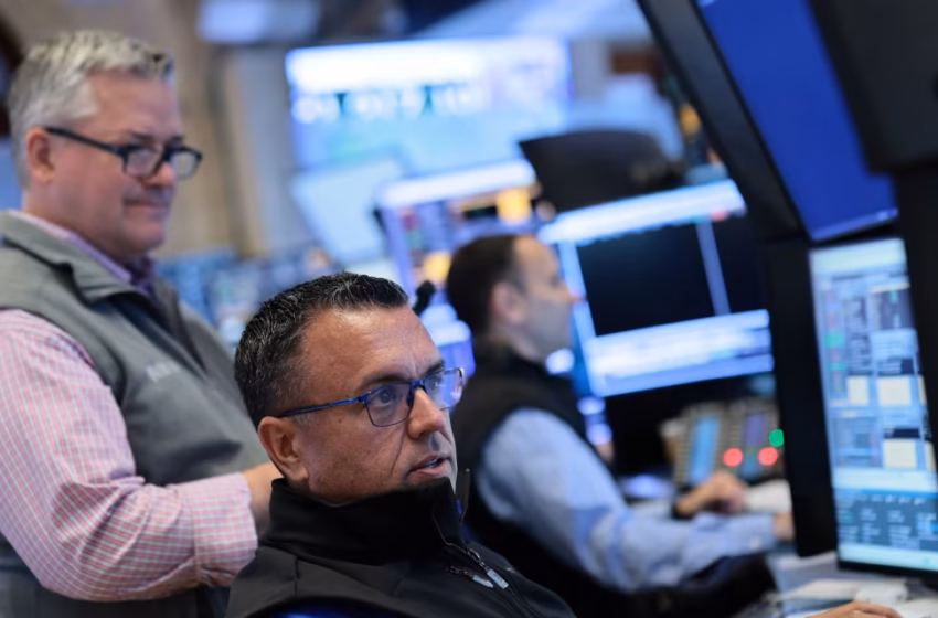  U.S. Stock Market Ticks Higher With Memory Chip Maker’s Big Debut