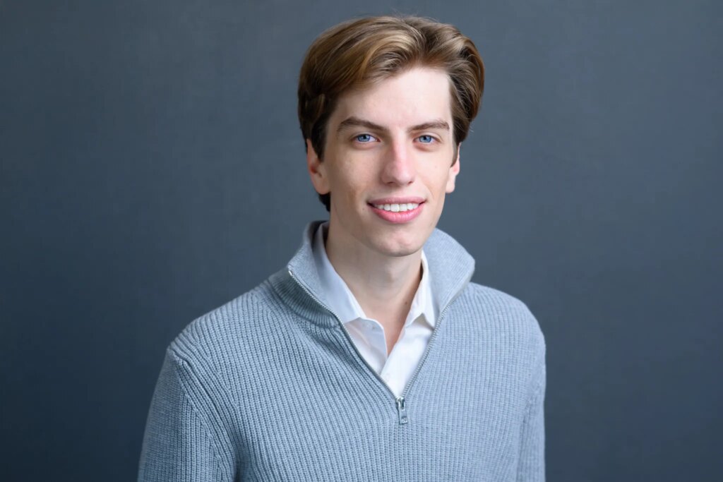 AI’s power couple is getting married after groom Leopold Aschenbrenner’s hedge fund nearly blew up