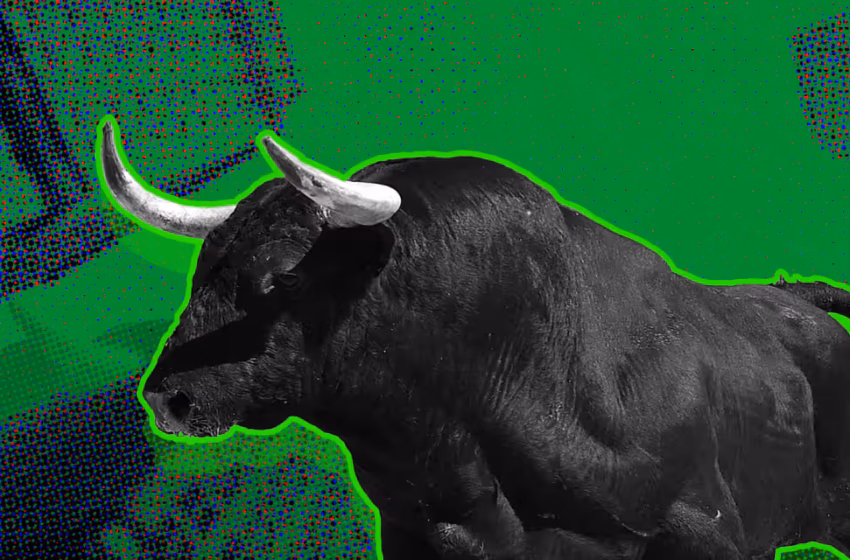 Dow and S&P 500 close at fresh records, Nasdaq books best 4-day stretch in over a year
