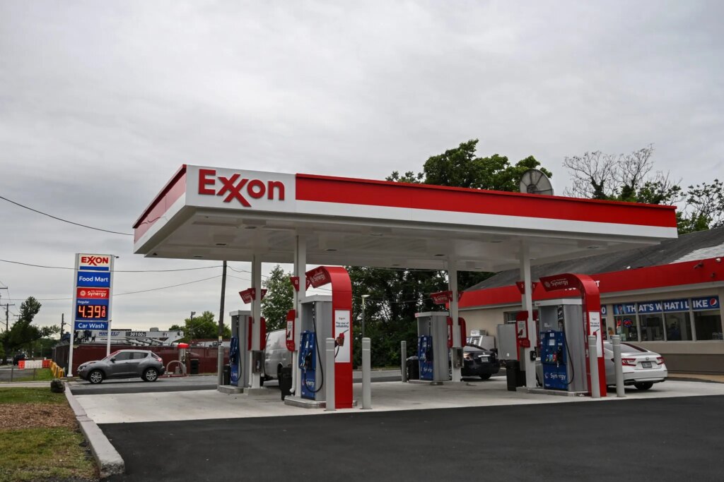 Exxon, Chevron warn fuel prices to endure as war knocks refining