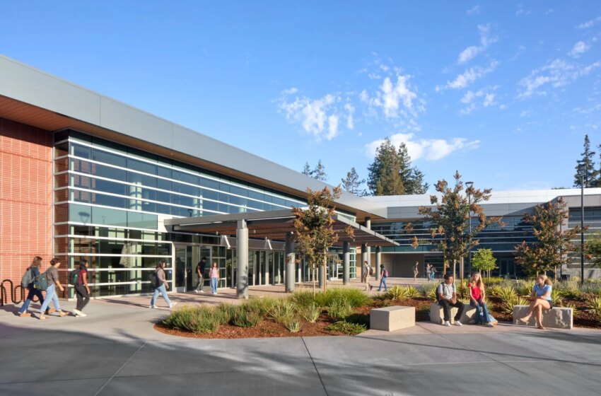Forget the gala, these Silicon Valley schools run their own venture capital funds