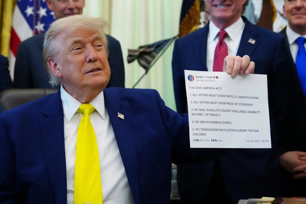Here's how Trump has zig zagged with on-again, off-again strikes throughout the Iran war