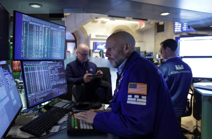Muncy Columbia financial director Edwin Wenner sells $11 in stock By Investing.com