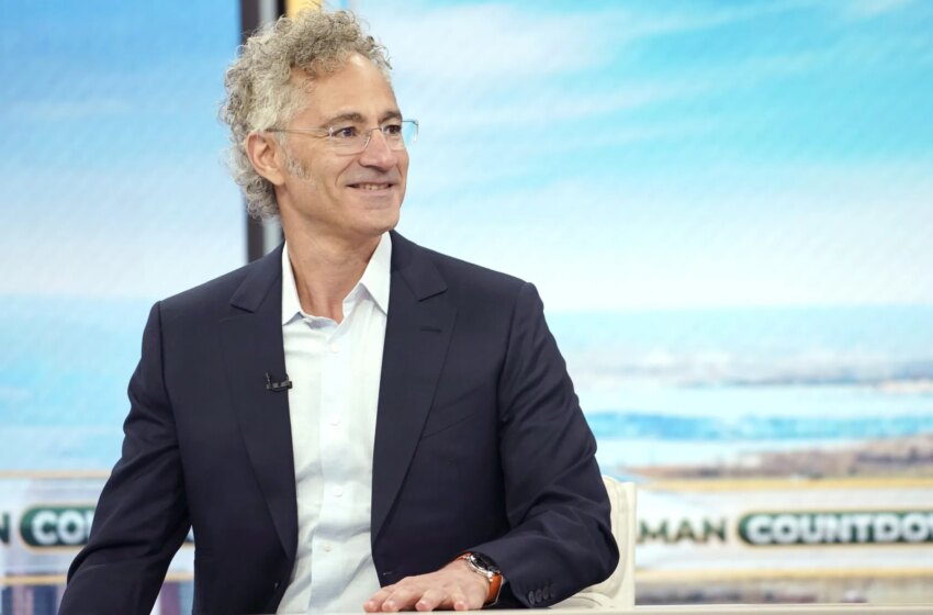  Palantir crushes earnings as AI demand sends revenue soaring 93% and prompts another guidance hike